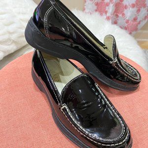 Lauren Ralph Lauren Black Patent 6B Loafer